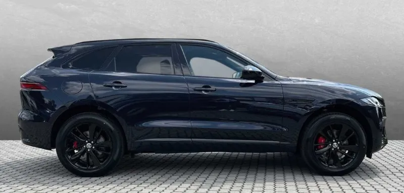 Jaguar F-PACE P250 AWD R-Dynamic SE =NEW= Black Pack Гаранци Image 3